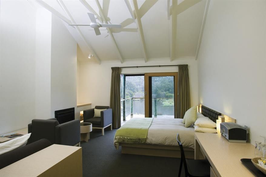 Hotel Stamford Plaza Adelajda Zewnętrze zdjęcie A room at the Cradle Mountain Hotel